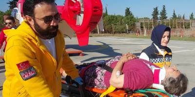 Asiye ninenin yardımına Ambulans Helikopter yetişti