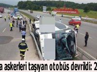 Samsun'da askerleri taşıyan otobüs devrildi