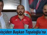 Milli Tenisçiden Başkan Topaloğlu'na ziyaret