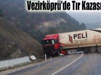 Vezirköprü'de Tır Kazası 2 Yaralı