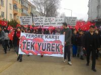 Vezirköprü'de öğrencilerden "teröre lanet" yürüyüşü