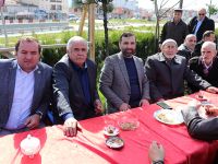 KAVAK ESNAFI ASKERİMİZİN YANINDA