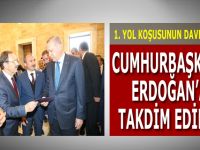 Koşunun Davetiyesini Cumhurbaşkanı Erdoğan'a Takdim Edildi