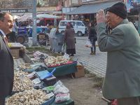 BAŞKAN ÖZBALCI SEÇİM ÖNCESİ PAZARIN NABZINI TUTTU