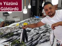 Balıkçının Yüzünü Tatilciler Güldürdü