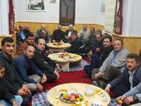 Kavak Kocaman Bir Aile