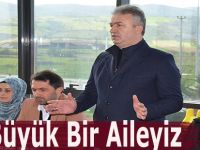 Biz Büyük Bir Aileyiz.