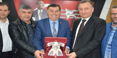 HASTOP BAŞKAN İKİZ'İ ZİYARET ETTİ