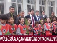 TEMA GÖNÜLLÜSÜ ALAÇAM ATATÜRK ORTAOKULU FİDAN DİKTİ