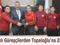 Başarılı Güreşçilerden Topaloğlu'na Ziyaret