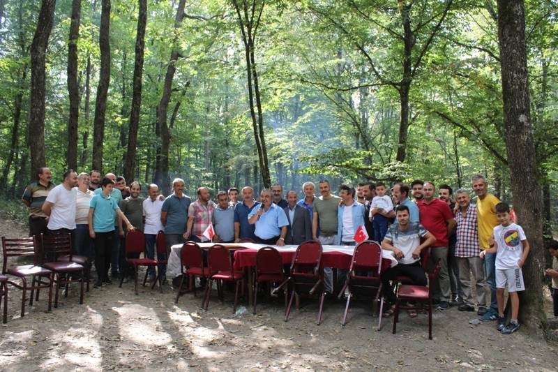 BAFRA OZAN KÖYÜ DERNEĞİ  4. GELENEKSEL PİKNİK ŞÖLENİNDE  BAFRALILAR BULU 10
