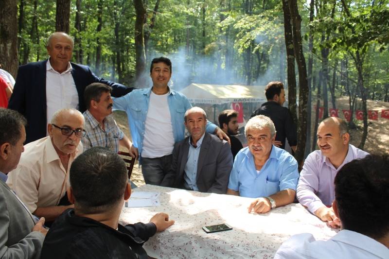 BAFRA OZAN KÖYÜ DERNEĞİ  4. GELENEKSEL PİKNİK ŞÖLENİNDE  BAFRALILAR BULU 17