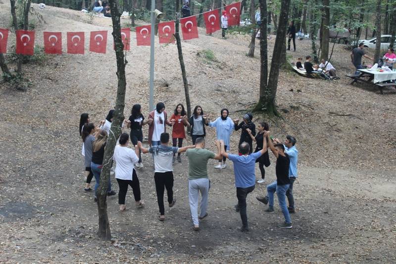 BAFRA OZAN KÖYÜ DERNEĞİ  4. GELENEKSEL PİKNİK ŞÖLENİNDE  BAFRALILAR BULU 19