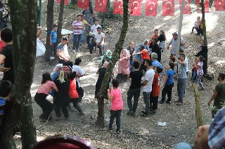 BAFRA OZAN KÖYÜ DERNEĞİ  4. GELENEKSEL PİKNİK ŞÖLENİNDE  BAFRALILAR BULU 31