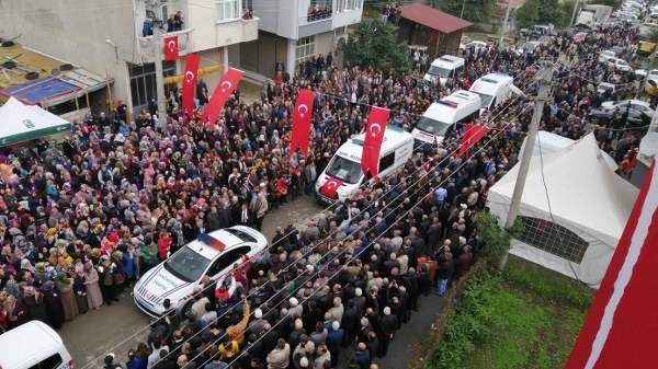 Şehit Mutlu Can Meşeci Son Yolculuğuna Uğurlandı 13