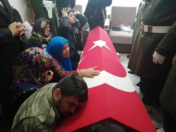 Şehit Mutlu Can Meşeci Son Yolculuğuna Uğurlandı 22