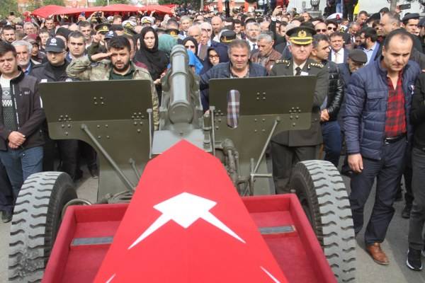 Şehit Mutlu Can Meşeci Son Yolculuğuna Uğurlandı 28