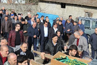 BERRİN METE (78) DUALARLA SON YOLCULUĞUNA UĞURLANDI  16