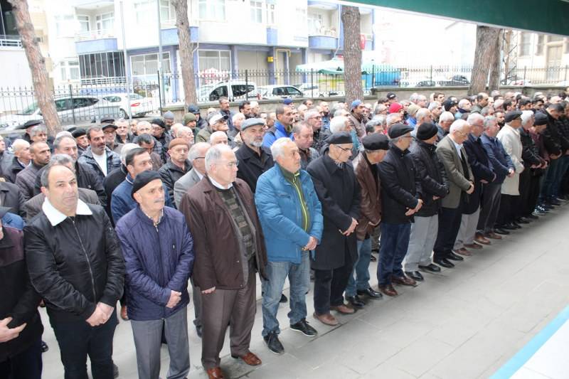 Şencan Güntekin Dualarla Son Yolculuğuna Uğurlandı 42