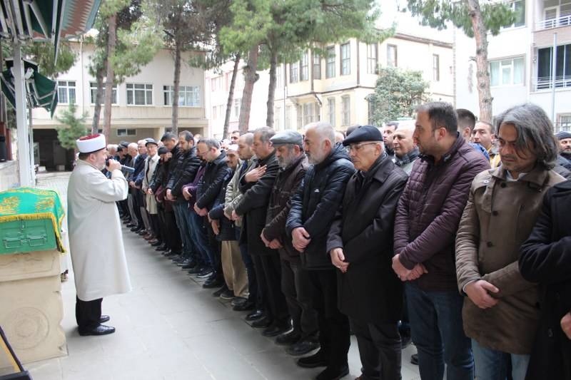 Şencan Güntekin Dualarla Son Yolculuğuna Uğurlandı 54