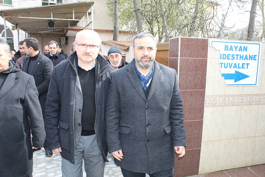 EMİNE BOZKURT DUALARLA DEFNEDİLDİ 21