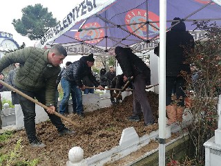 GÜLSEREN ŞAHİNOL DUALARLA, GÖZYAŞLARIYLA DEFNEDİLDİ 11