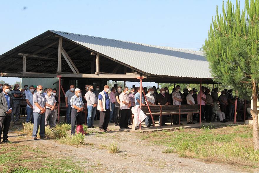 DÖNDÜ METİN DUALARLA SON YOLCULUĞUNA UĞURLANDI 10
