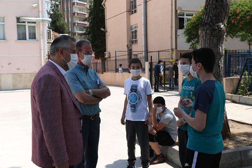 BAŞKAN KILIÇ, VELİLERİN LGS HEYECANINA ORTAK OLDU 19