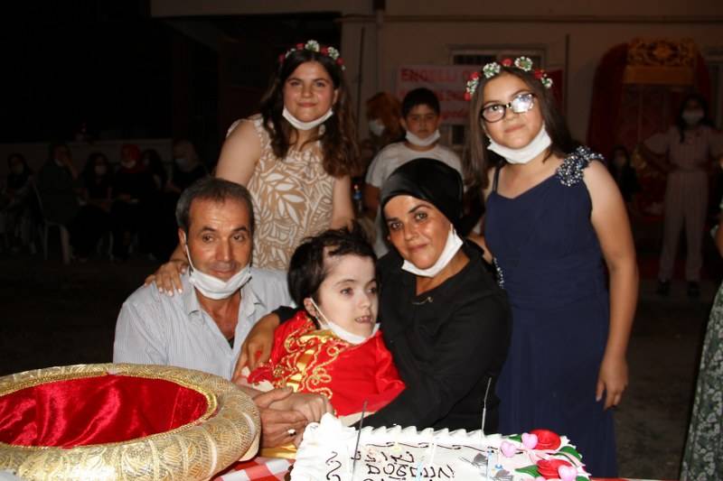 Anne ölmeden önce bana kına gecesi yapar mısın dedi 15