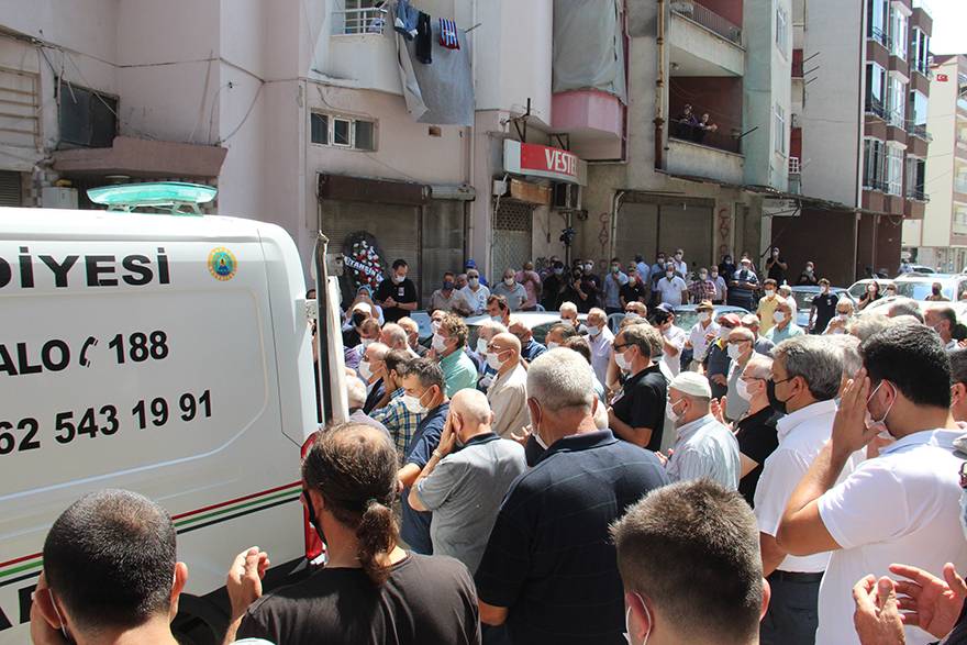 EKREM ATMACA DUALARLA DEFNEDİLDİ 19