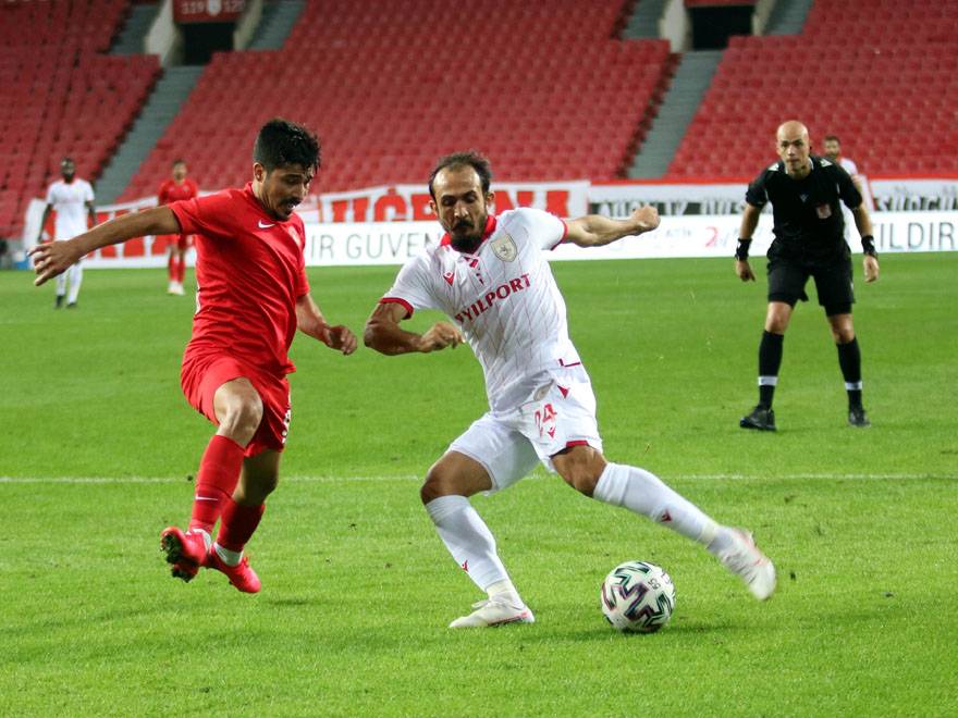 Samsunspor: 3 - Ümraniyespor: 0 2