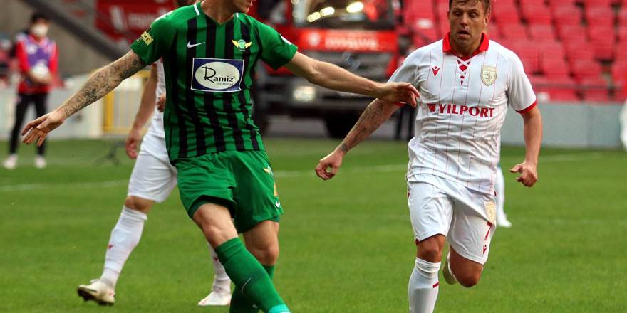 Samsunspor Akhisar'ı eli boş yolladı