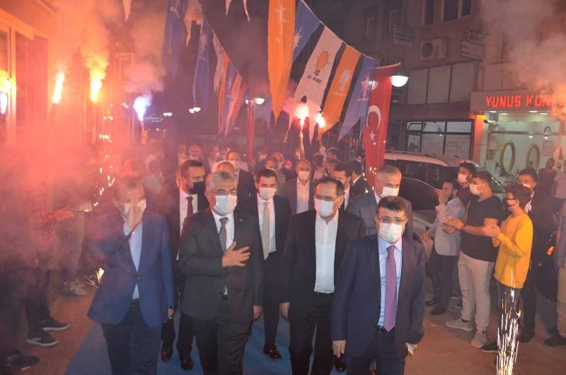 AK PARTİ GENÇLİK KOLLARI BAŞKANLIK SEÇİMİNE BAFRA’DAN START VERDİ 53