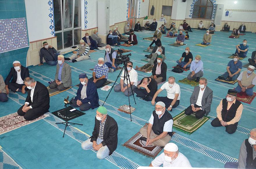 BAFRA'DA MEVLİT KANDİLİ KUTLANDI 14