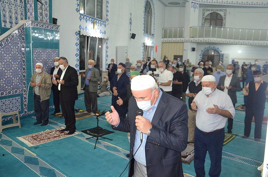 BAFRA'DA MEVLİT KANDİLİ KUTLANDI 18