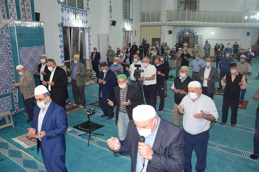 BAFRA'DA MEVLİT KANDİLİ KUTLANDI 19