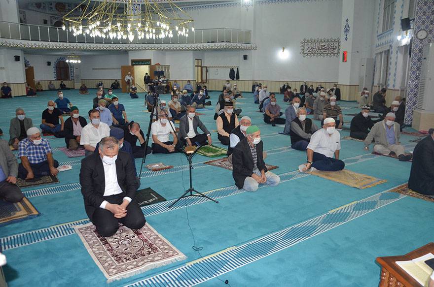 BAFRA'DA MEVLİT KANDİLİ KUTLANDI 7