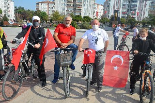 Bafra'da 97'nci yılında 'Cumhuriyet Bisiklet Turu' 1