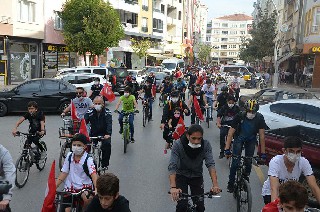 Bafra'da 97'nci yılında 'Cumhuriyet Bisiklet Turu' 25