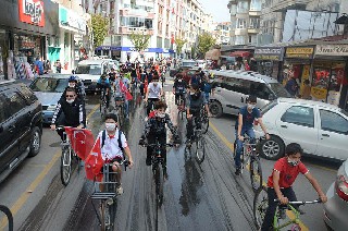 Bafra'da 97'nci yılında 'Cumhuriyet Bisiklet Turu' 28