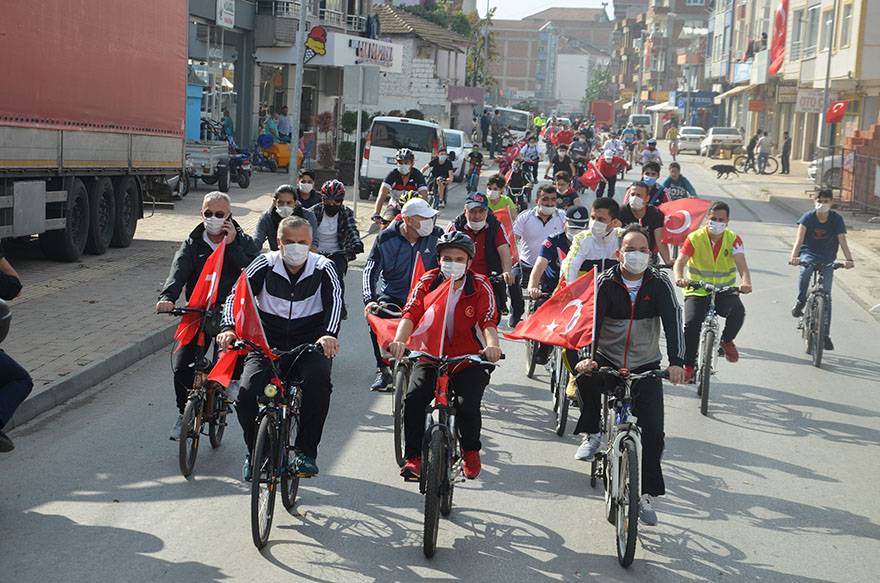 Bafra'da 97'nci yılında 'Cumhuriyet Bisiklet Turu' 31