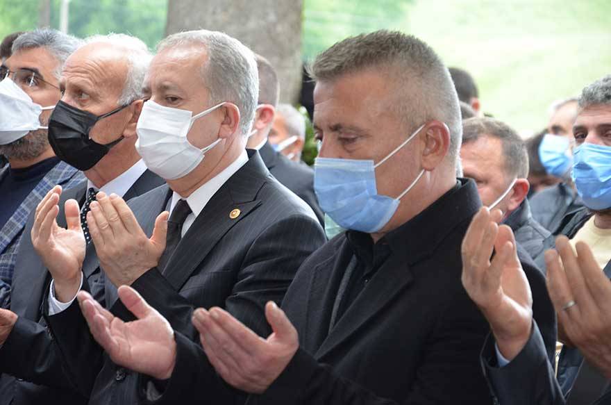 Başkan Acar'ın eşi dualarla son yolculuğuna uğurlandı 20
