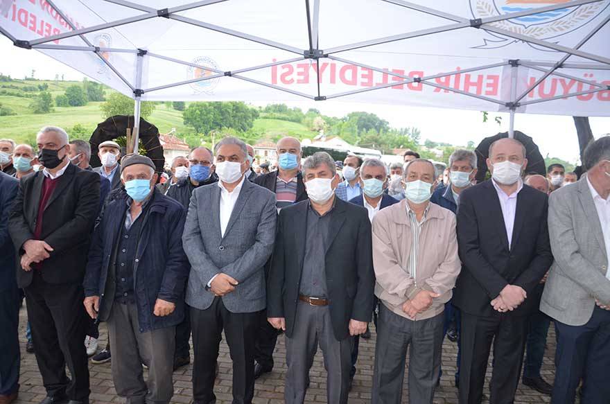 Başkan Acar'ın eşi dualarla son yolculuğuna uğurlandı 29