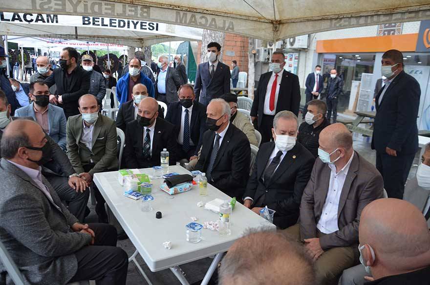 Başkan Acar'ın eşi dualarla son yolculuğuna uğurlandı 41