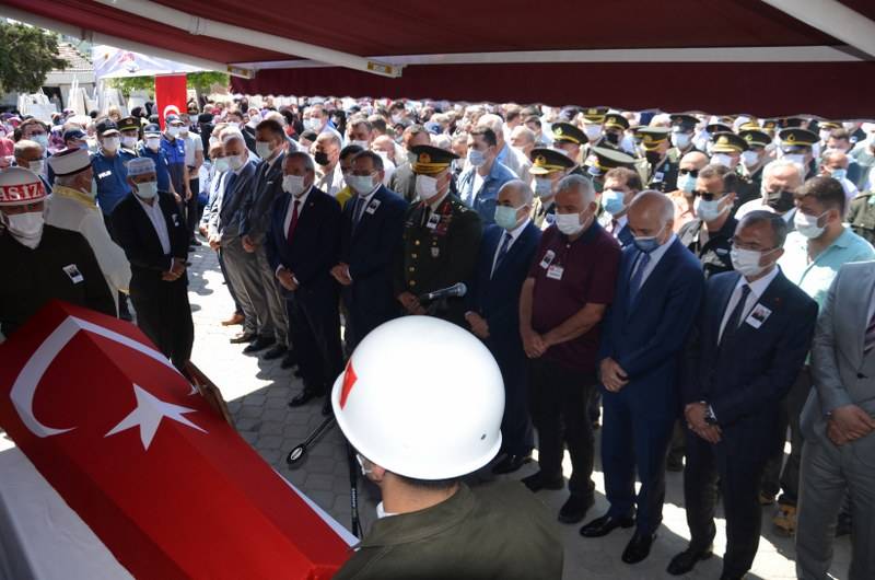 Bafra Şehidini Uğurladı 24