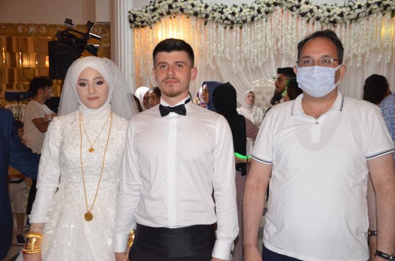 Özge ve Celal Çİfti Dünyaevine girdi 27