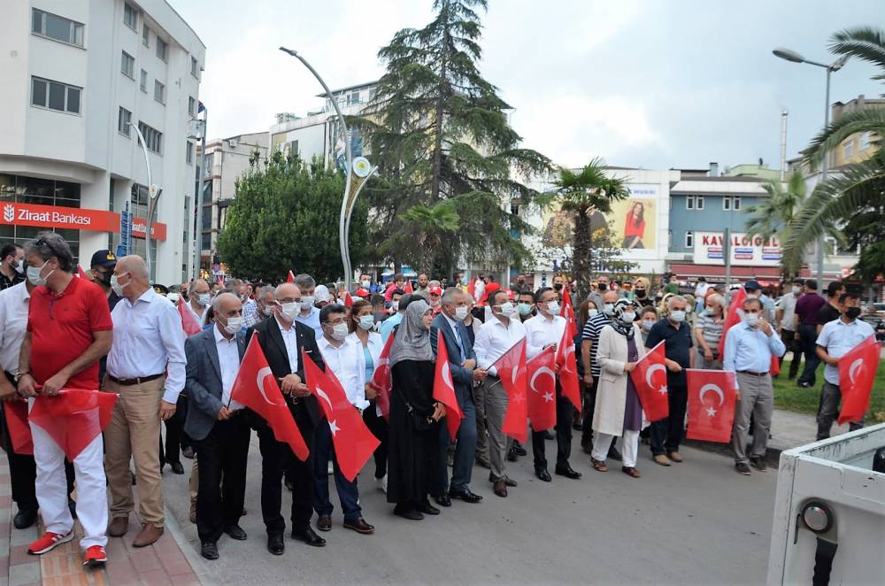 Bafra 15 Temmuz Şehitleri İçin yürürüdü 13