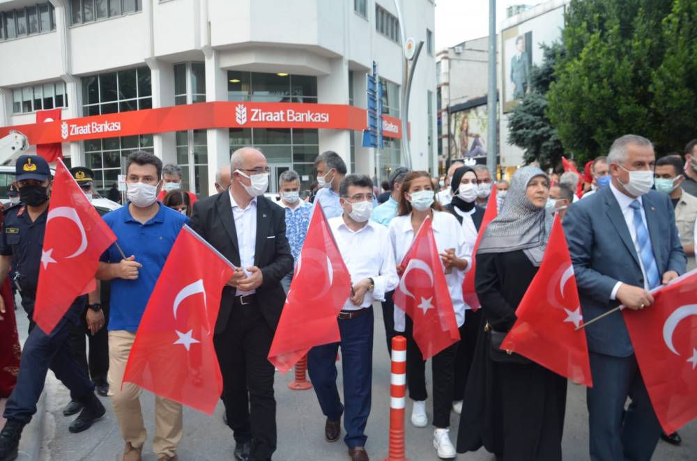 Bafra 15 Temmuz Şehitleri İçin yürürüdü 20