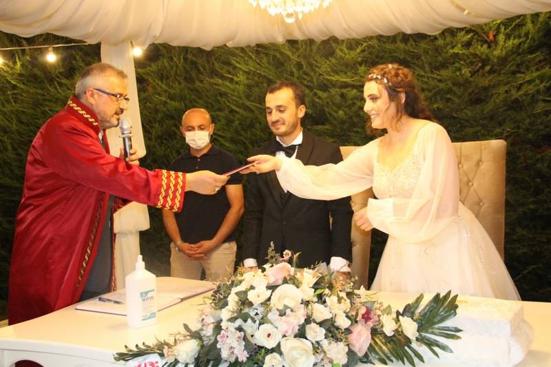 Meltem ve Yasin Ömür Boyu Mutluluk için evet dediler 38