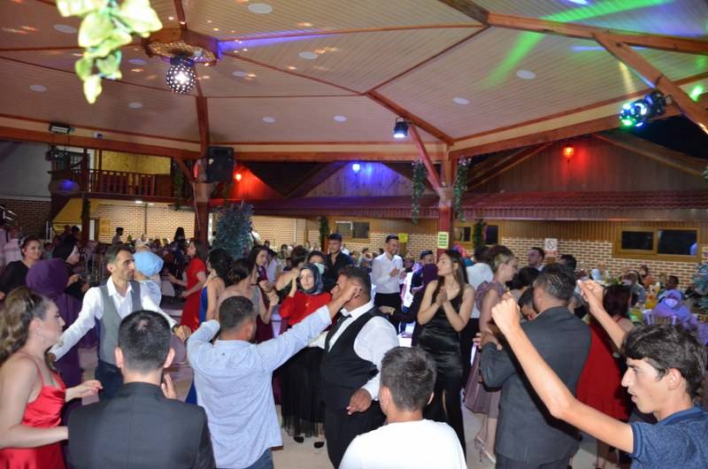 Durdu Ve Karagöz  Ailelerinin Mutlu Günü 67